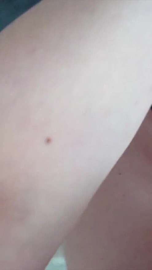 Slut in pantyhose sucking cock while boyfriend waits in the car | Clip 1