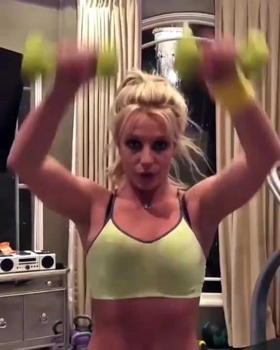 Sexy Britney Works Out