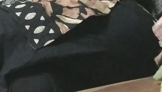 Bhabhi ki mast gaand k nazarey.aloneboy425.