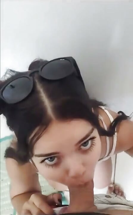 Little rich girl Debora Prado wanted to suck a dick before going out 2