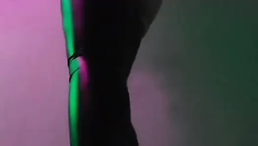 Shyfxx lagi asik gaya doggy, twerk dan tarian mesra si cewek argentina paling kaya di rambut merahmu!