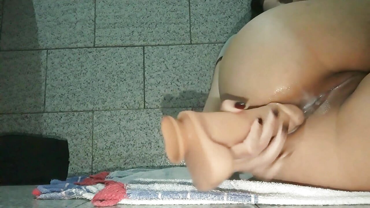 Ta duża dupa jest taka gorąca