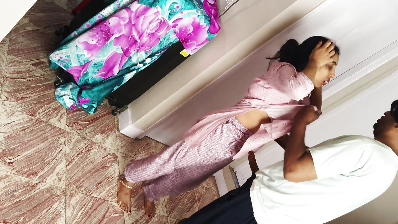 Indian Shy College Couple Sex