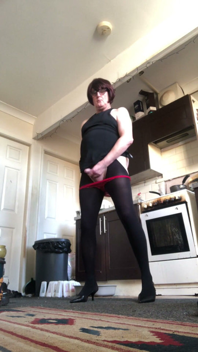 Leg show tease | Clip 1