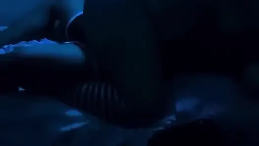 ЭТА ДЕВУШКА СХОДИТ С УМА