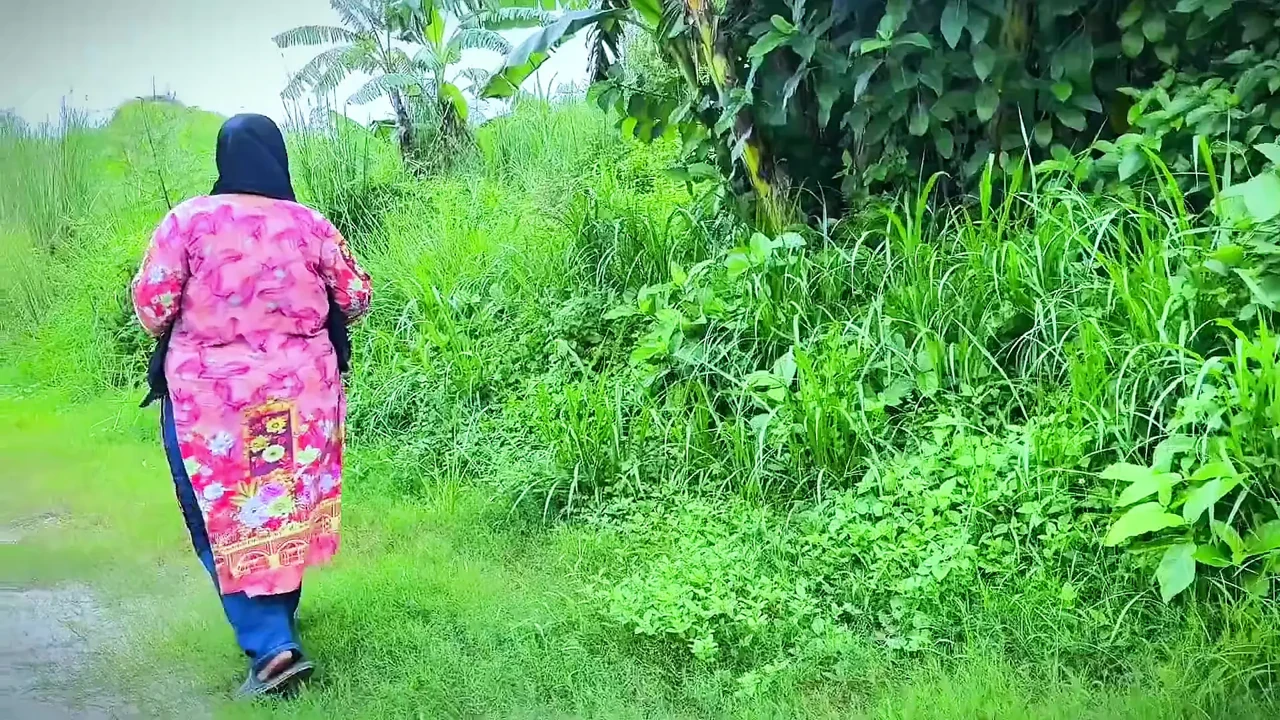 Big Ass Hot Beautiful Muslim Girl Sex Vlog in Jungle Resort