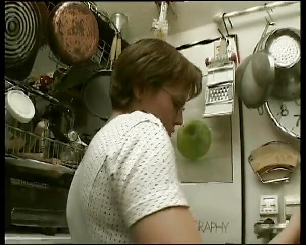 Bakom Tyska Dörrar Är Flitigt Knullad - Hela Filmen