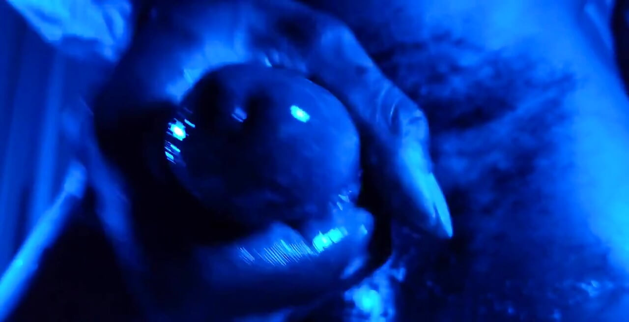 BBC Worship  (Watchmen) Tall Dark Chocolate Muscles Tattoos Hairy BBC Hallelujah Johnson Masturbating solo