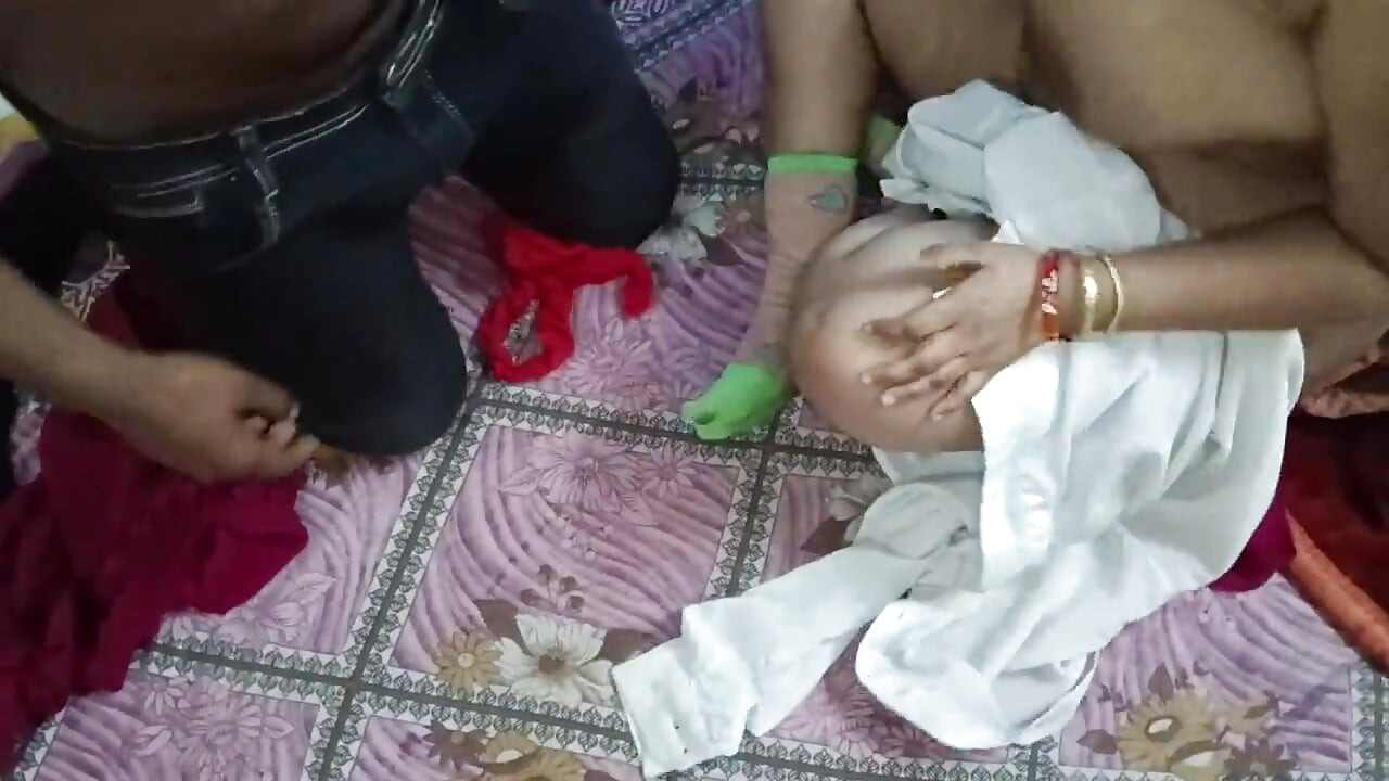 Indian desi wife deepthroat closeup blowjob hairy cock sucking