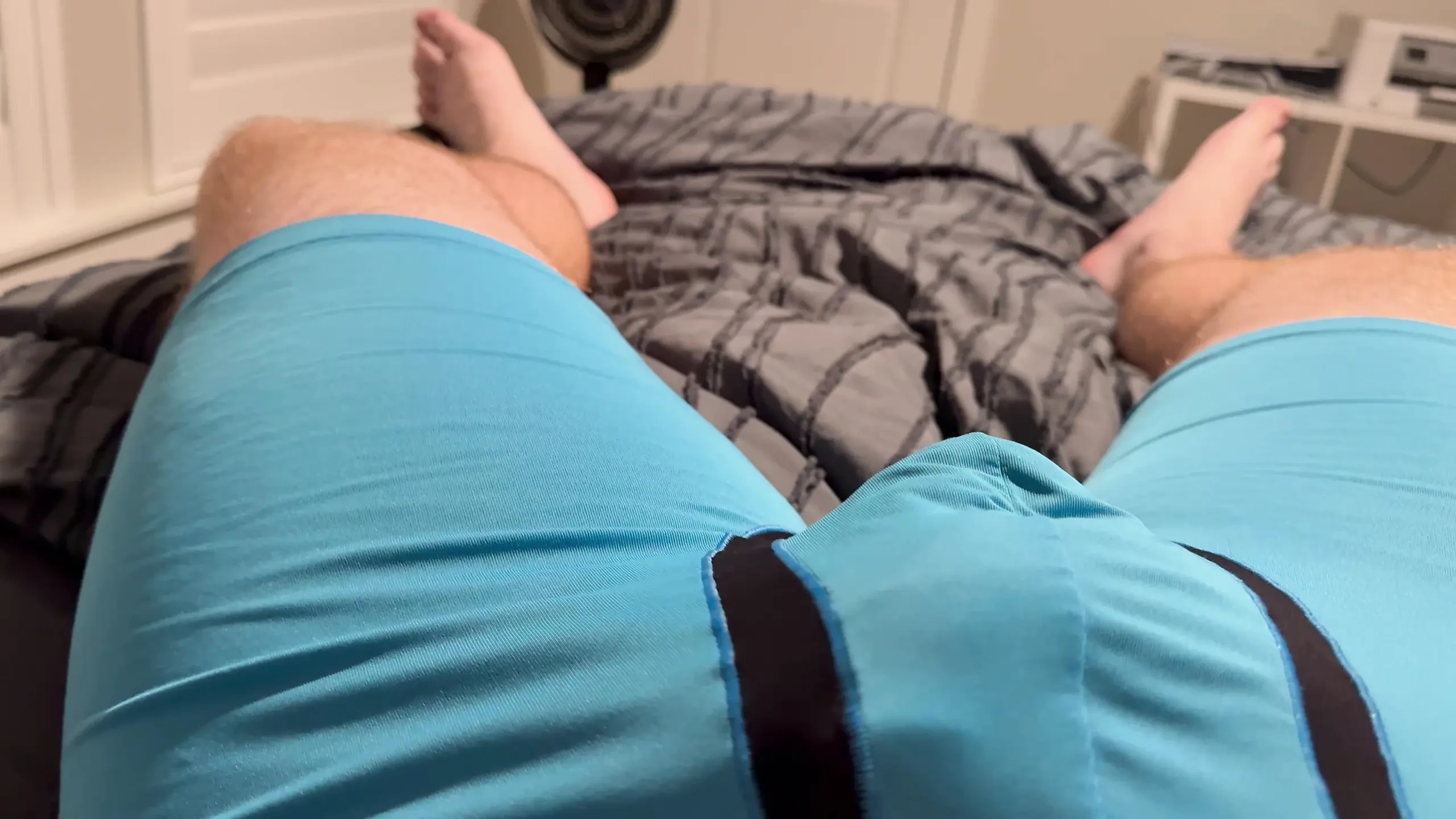 Garoto de 18 anos dominando