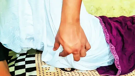 Video seks asli & video rekaman seks pasangan india yang baru menikah