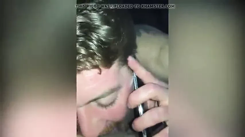 Str8 sucking a big cock while girlfriend is on the phone