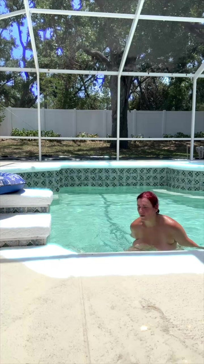 A piscina está aberta!