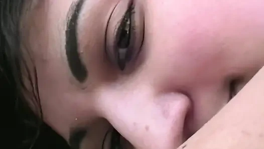 Pis kaltak bakış açısıyla her şeyi alıyor