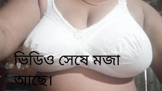 Aku melucuti jus Bhoda dengan tanganku.