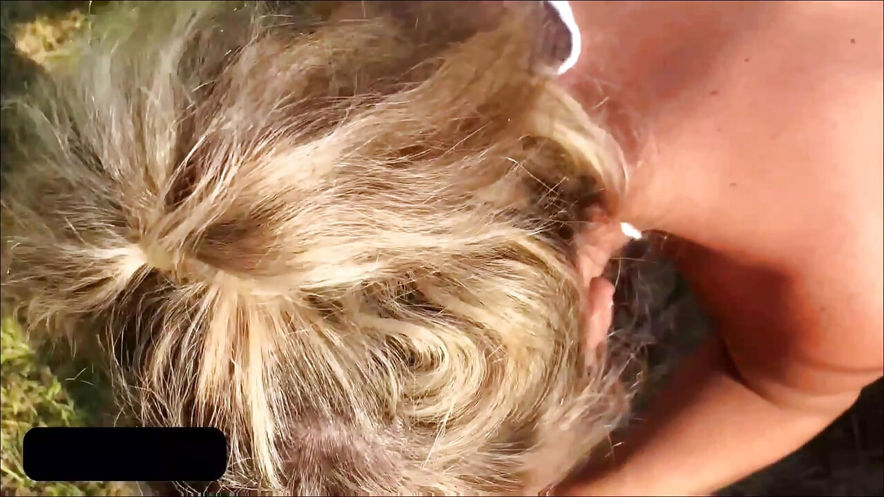 Luna, an amateur couple, gets sodomized in nature and ejaculated on her face