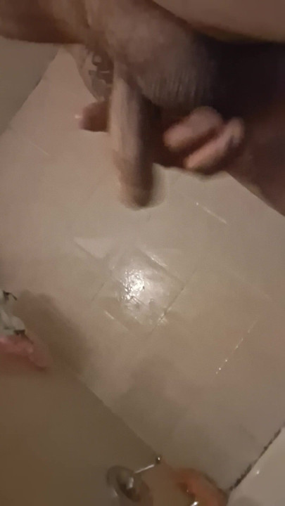 Any mommy or married mature who wants some?
