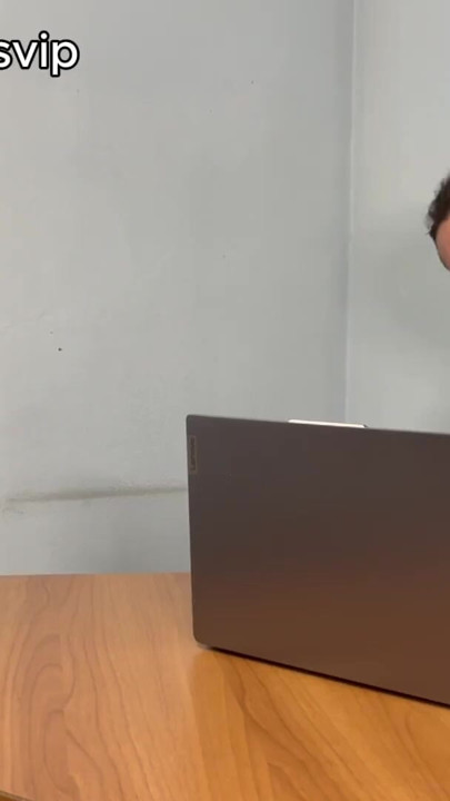 I give a blowjob at the job interview to get hired by my new boss-Dialogues Italian | Clip 1