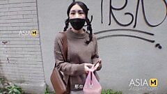 Modelmedia asia - caccia di strada - tan ying ying - mdag-0001 - miglior video porno originale asiatico