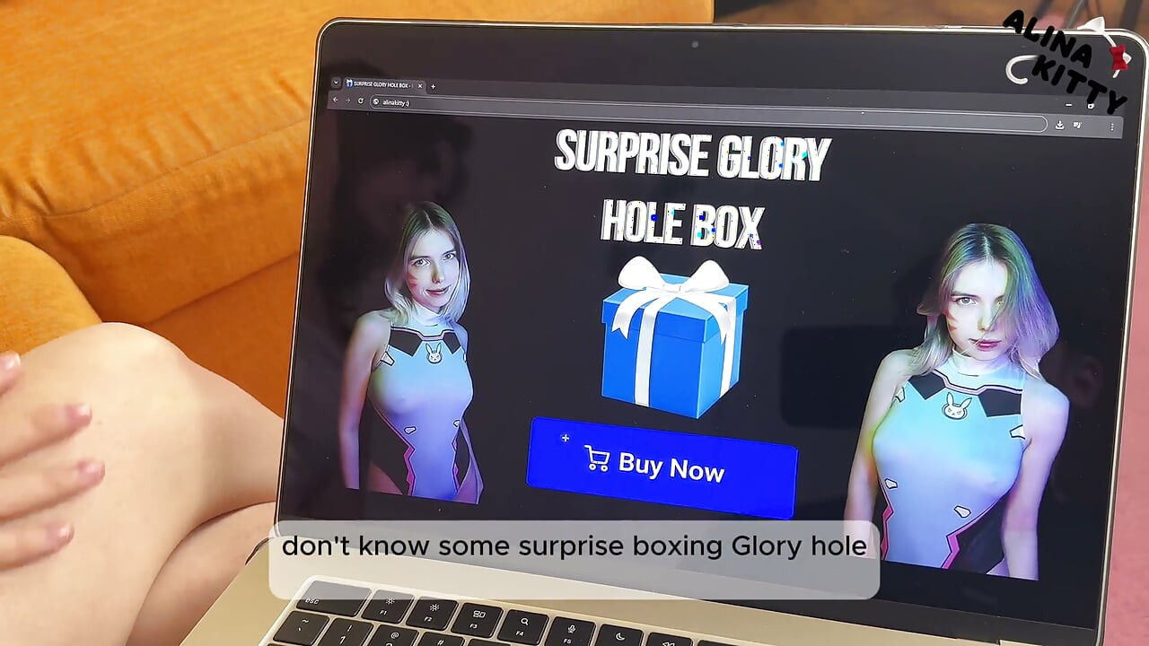Caixa Surpresa Glory Hole da Minha Namorada - Eu Fodi Ela Como se Fosse uma Estranha