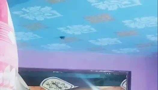 Seks penuh bengali boudi seksi yang manis