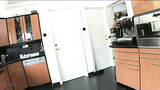 Linda Brown - kocam tarafından götten sikilmek istiyorum