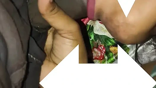 GF ko ghar bula ky  khub maje kiye