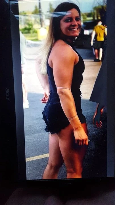 Laura horvath cum tribute crossfit