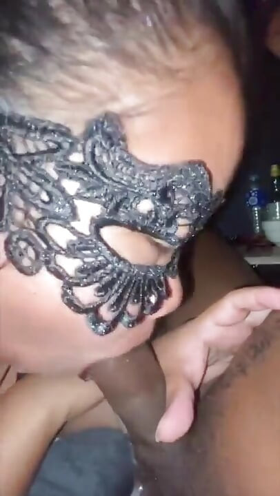 Deepthroat Selamba Asia dan menunggang keras