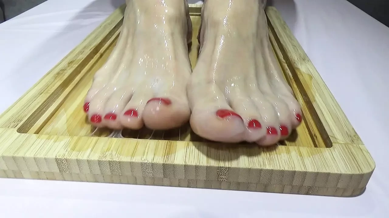 Cum in Pussy and on My Legs