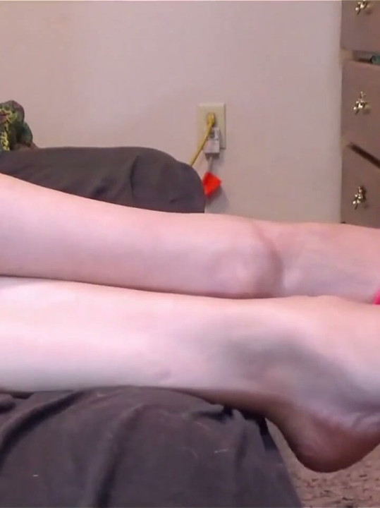 Dirty Flip Flop Dangle