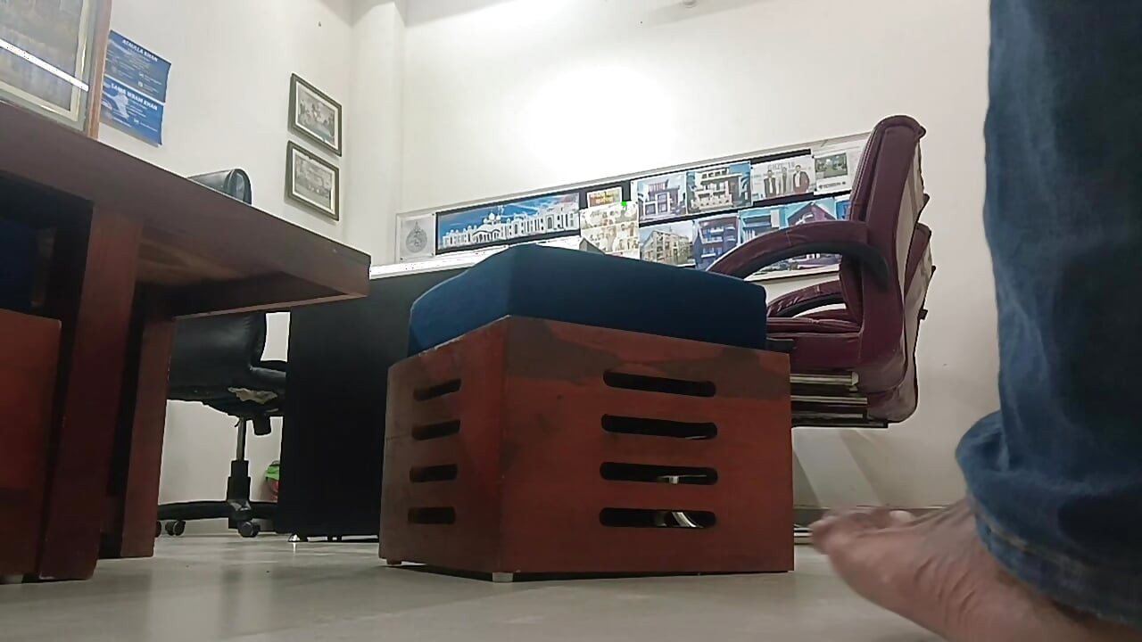 Desi shemale cumshot part -2