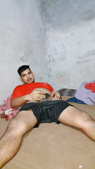 Alone boy masturbation big cock