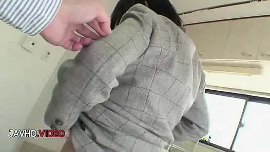 Mature Kiyoe Majima Pleasures Her Hairy Pussy with a Vibrator
