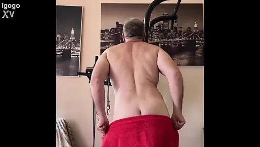 Mistress Domites Fer Slave with Strapon in His Ass