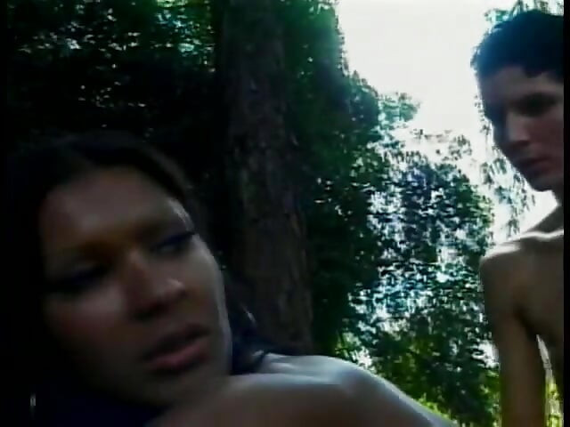 Young boy wraps his lips around sunburnt shemale Luciana's dong before having peanut butter