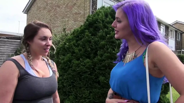 Tattooed Alexxa Vice gets a warm load of cum on her boobs