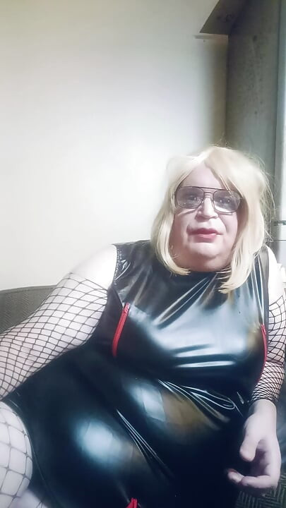 BBW TV talks about how she lost her different virginities