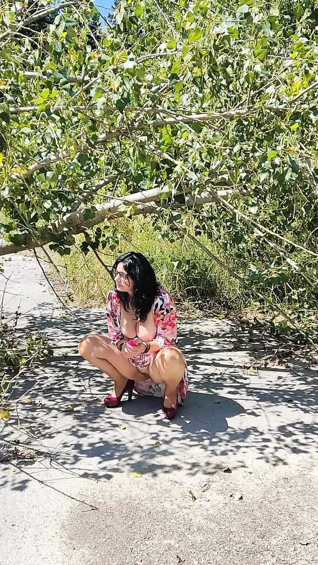 50+ Mature Beauty masturbates outdoor