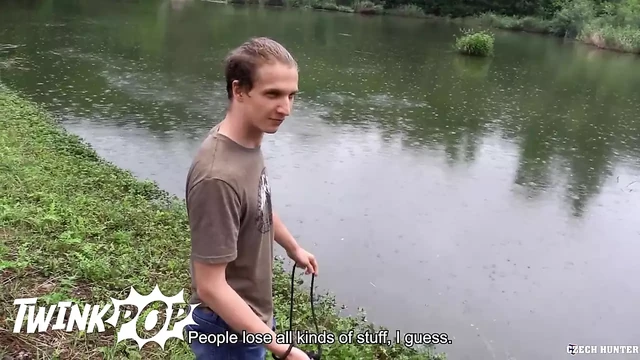 Hot Twink Left A Stranger's Cock Satisfied For Offering Him Cash - TWINKPOP