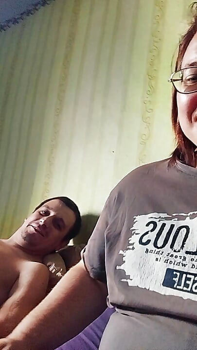 Amateur Girlfriend Blowjob Instead of Cooking - Curvy Brunette with Glasses Sucks and Jerks Cock