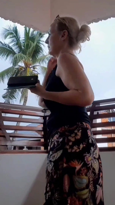 Amateur Blonde Mature Wife Enjoys Sex. Blowjob and Doggy