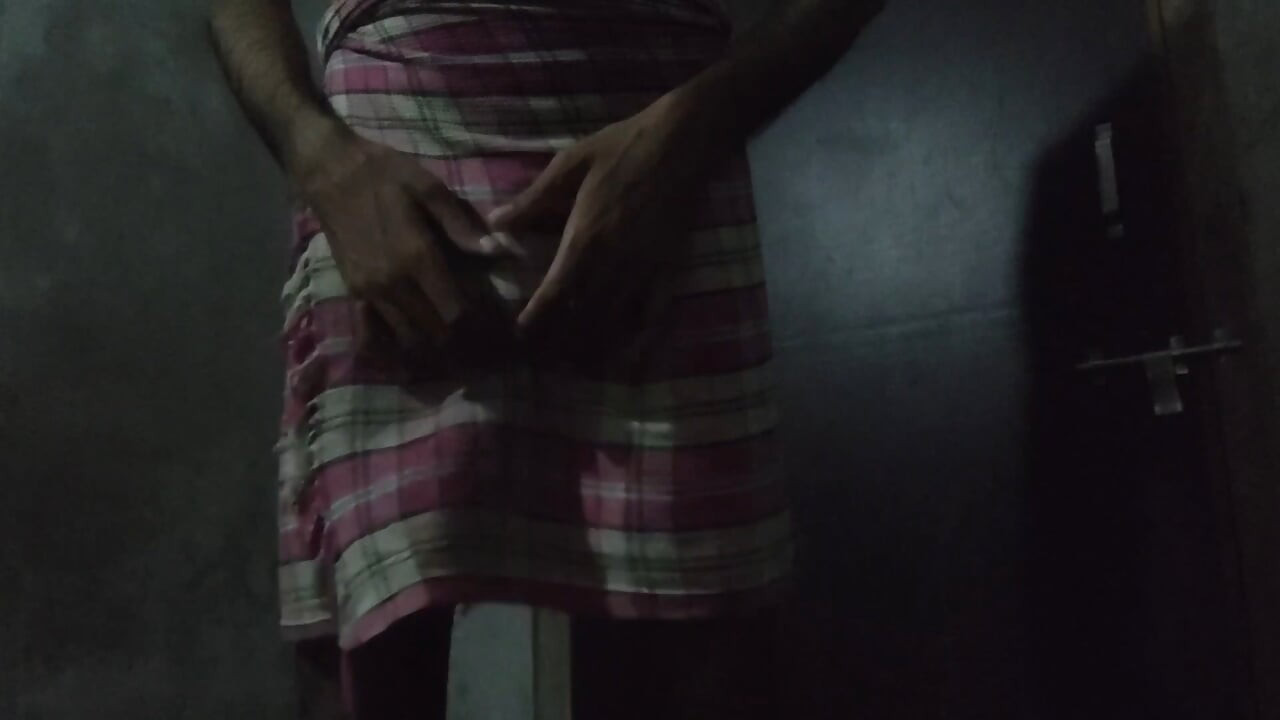 Desi Bhabhi Ko Jangal Me Choda Sex Video Open Jangal me Mangal