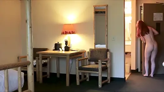 Доставщик пиццы, фотограф, рыжая соблазняет