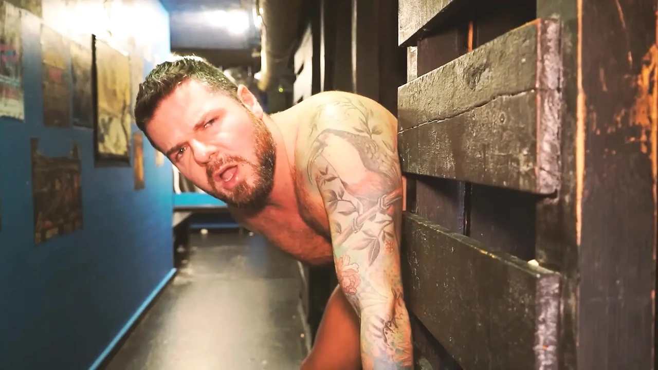 Glory Hole to Full Breeding & Massive Facial