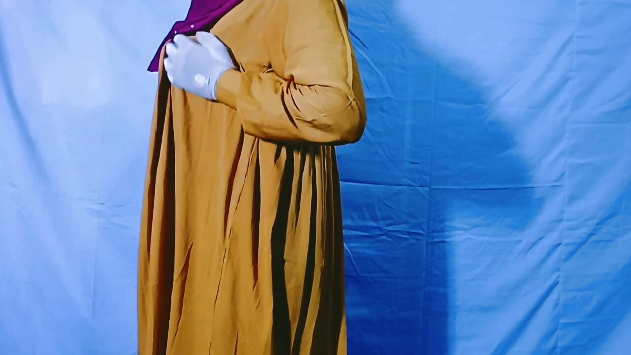 Desi village Bhabhi Bangladeshi hijabi Muslim