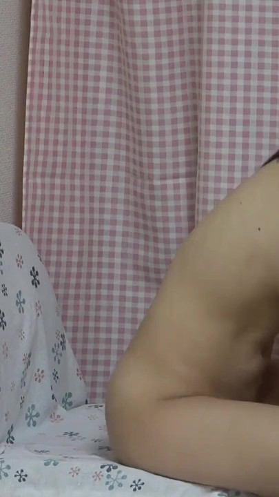 Japanese girl Airi takes orgasm convulsions | Clip 1