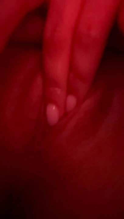 Η γυναίκα μου θέλει πάντα πούτσο