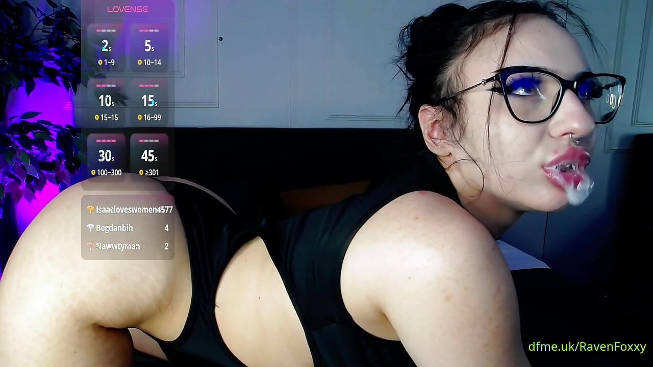 RavenFoxxy faz isso parecer um momento muito privado