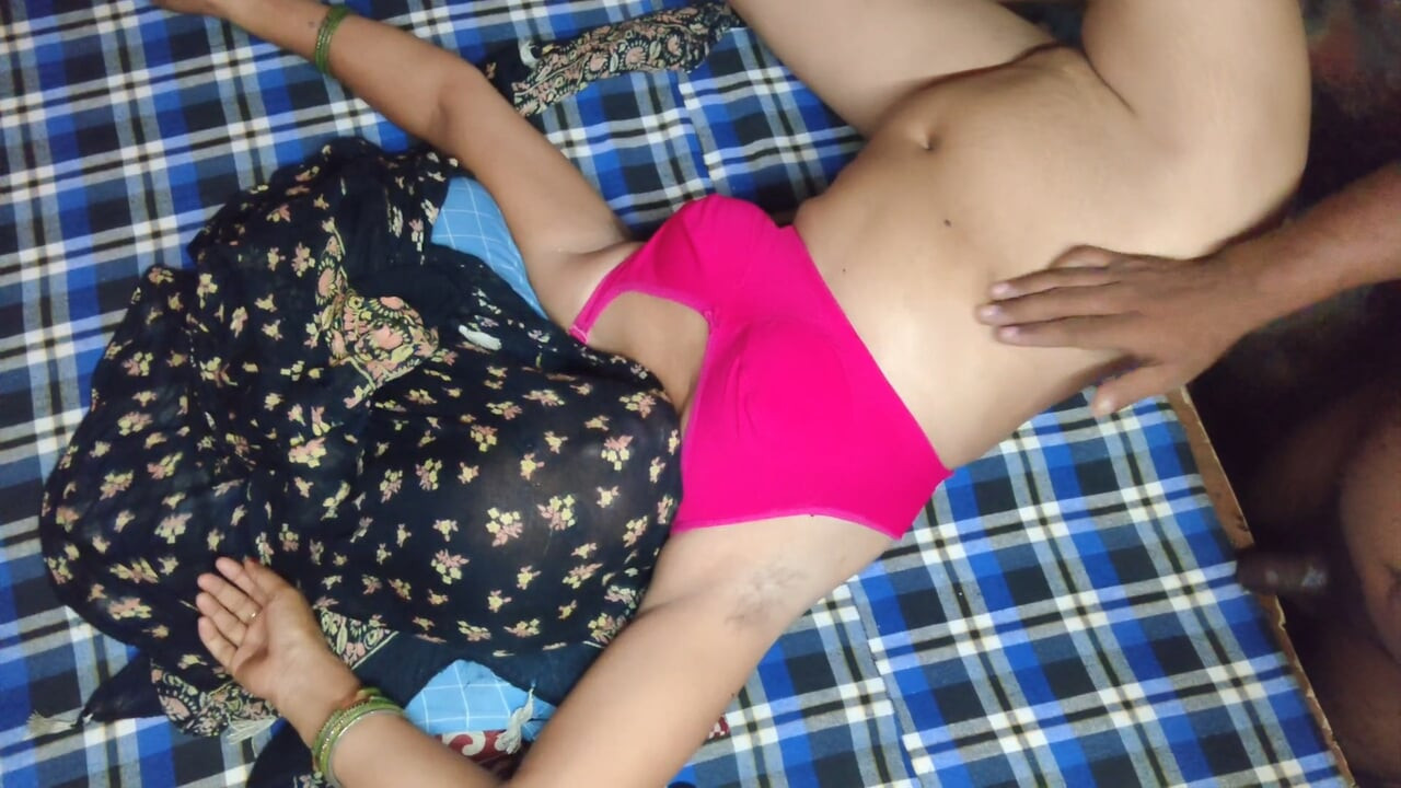 Desi Indian sister-in-law enjoys her friend in the village